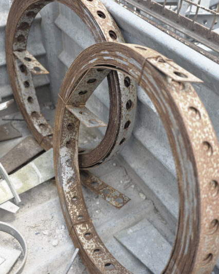 Διάτρητη ταινία 50x2,0mm 25m